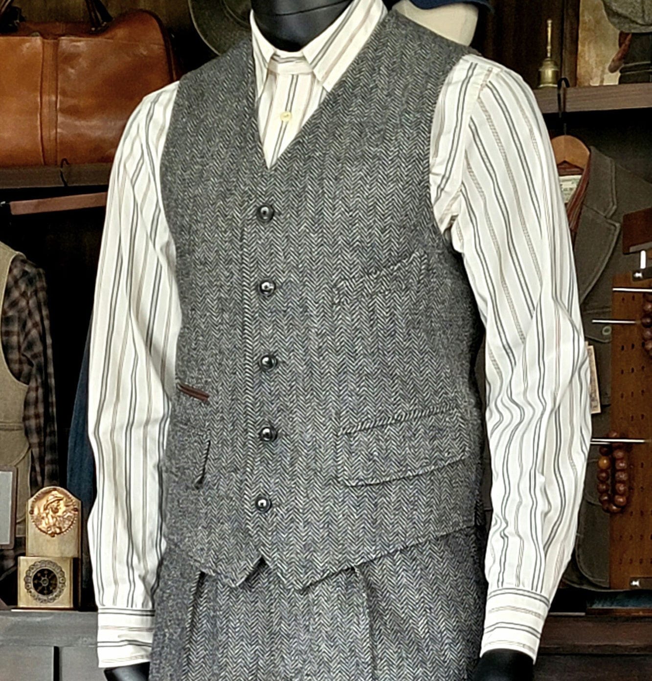 ceehuteey Men‘s Flat Herringbone v Neck 2 Pieces（Waistcoat+Pants）